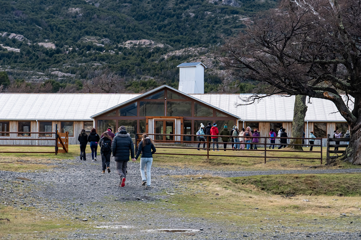Estancia Perales a orillas del fiordo Última Esperanza, Puerto Natales